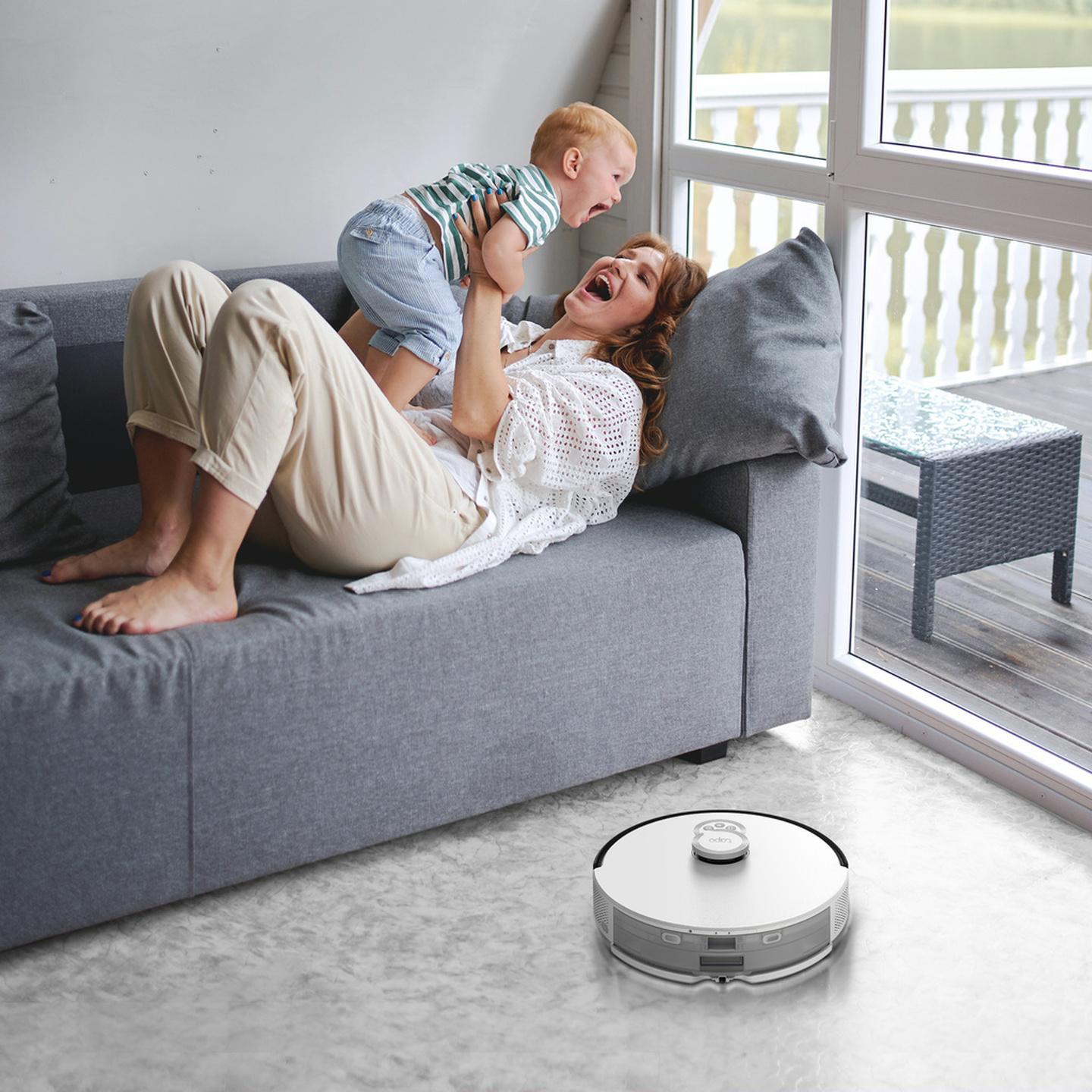 TP-LINK Tapo RV30 Plus Robot Vacuum Cleaner and Auto-Empty Dock Bluetooth