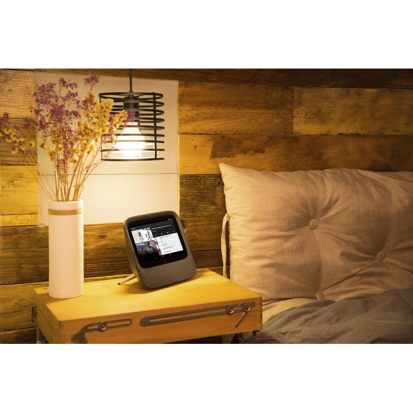 7 Alexa-Home Smart Display